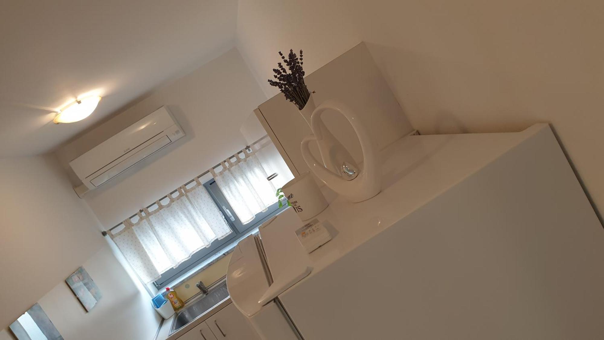 Apartment Emma Ljubljana - Free Parking, Ac, Wifi Liubliana Quarto foto