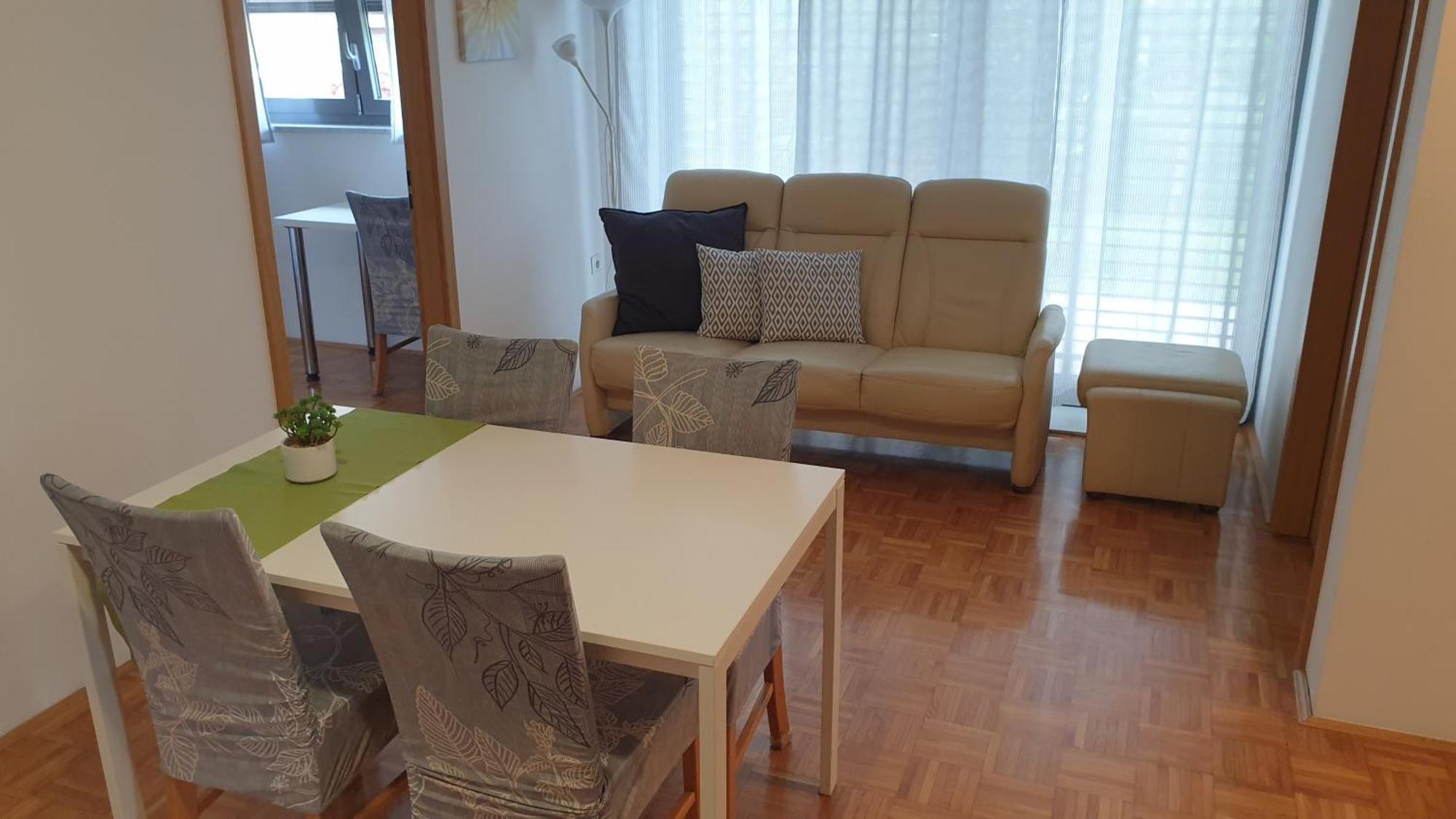 Apartment Emma Ljubljana - Free Parking, Ac, Wifi Liubliana Quarto foto