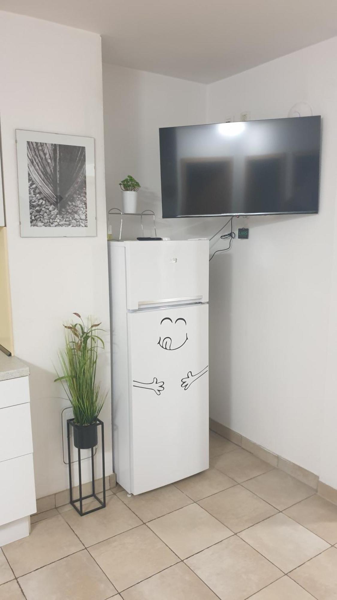 Apartment Emma Ljubljana - Free Parking, Ac, Wifi Liubliana Exterior foto
